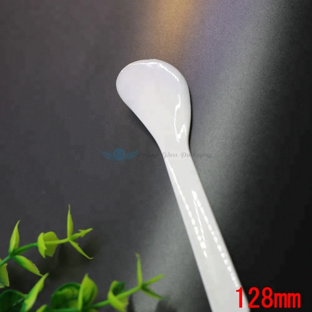 Private label custom white color facial spatula mini silicone cream cosmetic spatula
Private label custom white color facial spatula mini silicone cream cosmetic spatula