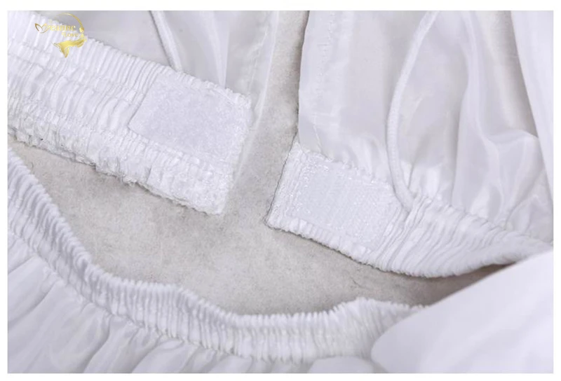 4187844548_744473505