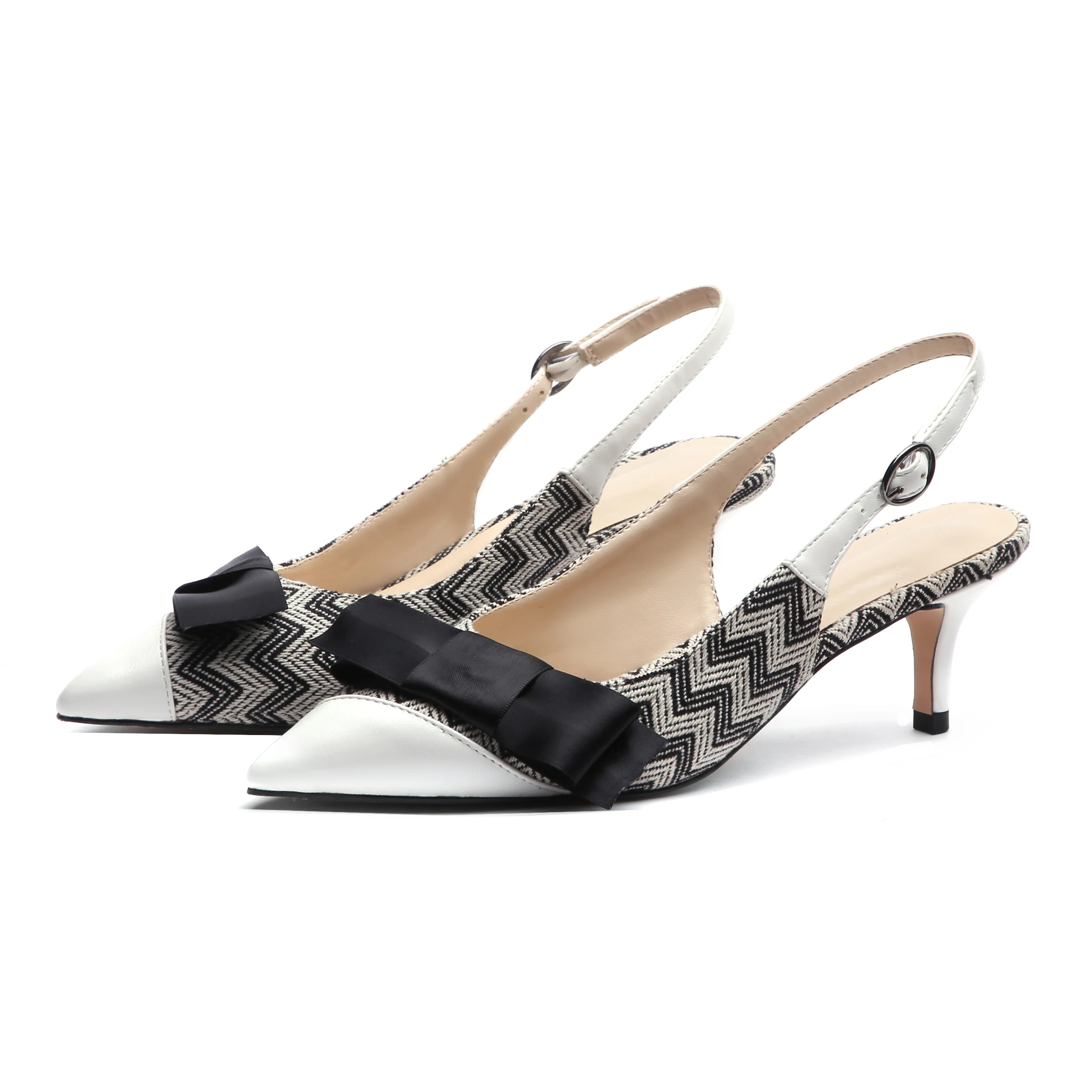2019 Chengdu Factory Custom Logo Big Size Pointed Toe Bowknot Low Heels Women Shoes
2019 Chengdu Factory Custom Logo Big Size Pointed Toe Bowknot Low Heels Women Shoes