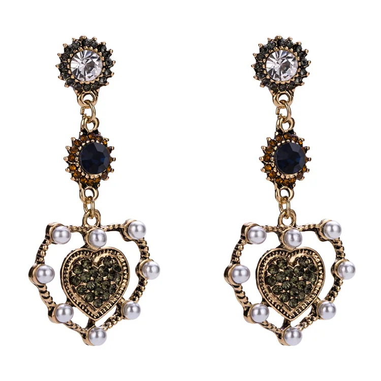 Vintage Pearl Hollow Love Heart Long Dangle Earrings for Women Trendy Temperament Rhinestone Drop Earring (KER228), Same as the picture
Vintage Pearl Hollow Love Heart Long Dangle Earrings for Women Trendy Temperament Rhinestone Drop Earring (KER228), Same as the picture