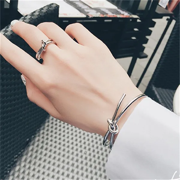 Fashion Men Women Alloy Screw Nail Knot Bracelet Bangle Ring Exquisite Nice, Silver,gold
Fashion Men Women Alloy Screw Nail Knot Bracelet Bangle Ring Exquisite Nice, Silver,gold