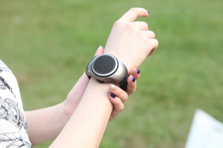 Wrist Watch Music Player, BT Wristband Speaker, MP3 Music Player Support Hands-free Call Self-timer - ANKUX.COM
