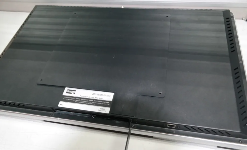 wall mounted digital signage