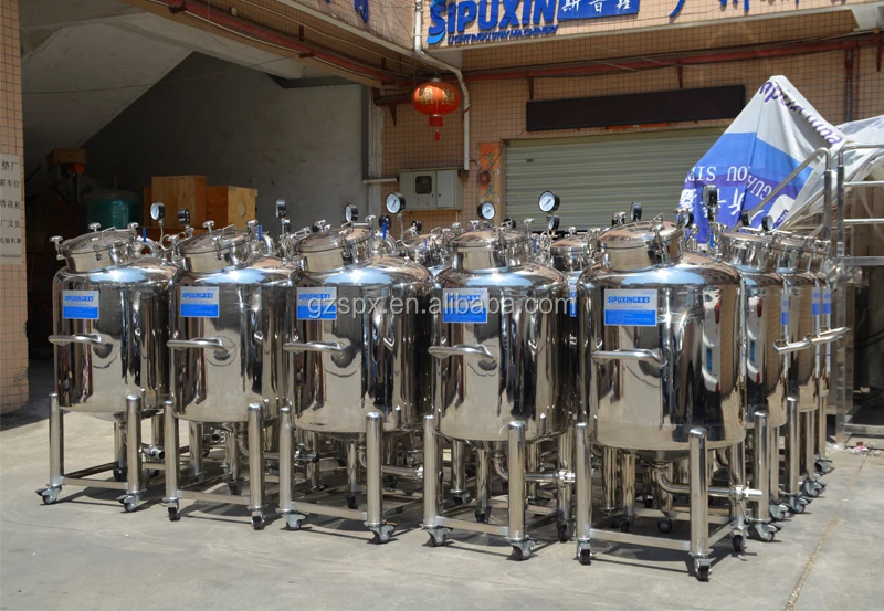pressure tank (25)
