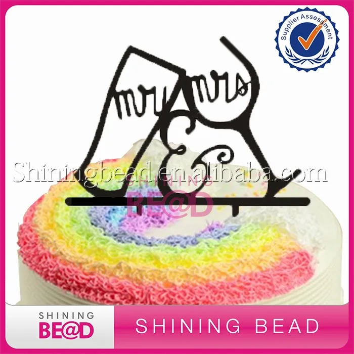 mr&mrs acrylic cake topper.jpg