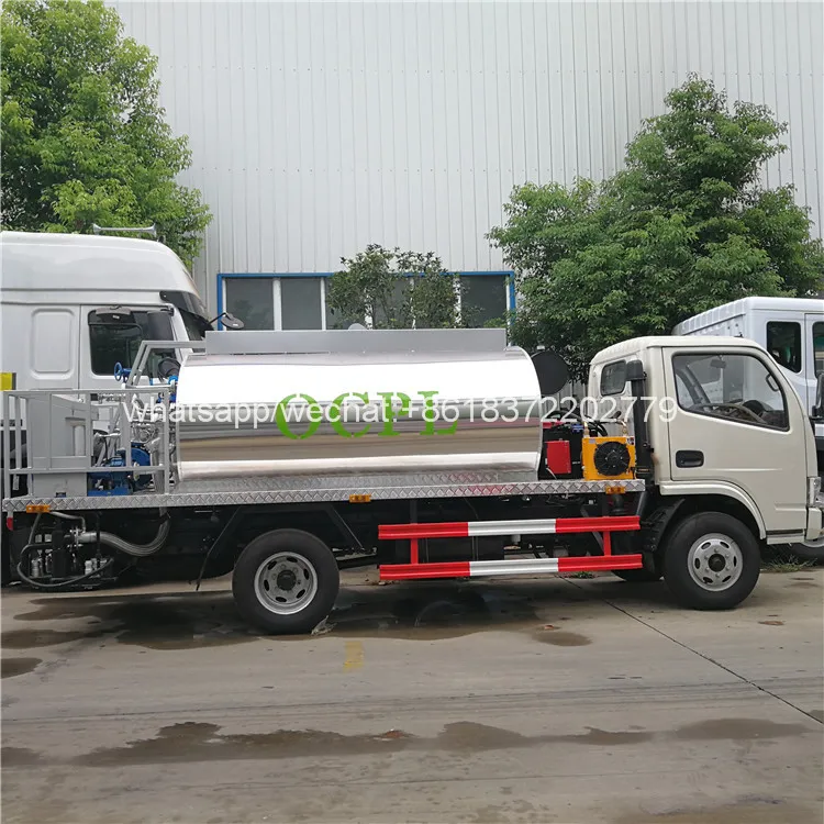 bitumen sprayer truck (3).jpg