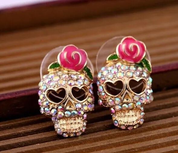 European And American Style Pink Rose Flower Rhinestone Crystal Skull Skeleton Earring Stud Princess Earrings for Women
European And American Style Pink Rose Flower Rhinestone Crystal Skull Skeleton Earring Stud Princess Earrings for Women