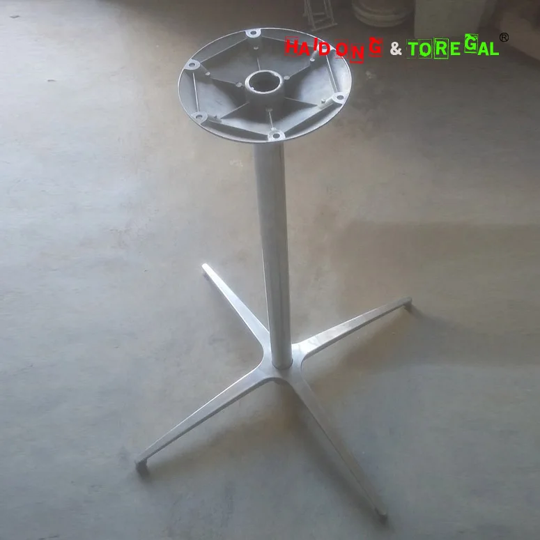 Cocktail Table 003.jpg