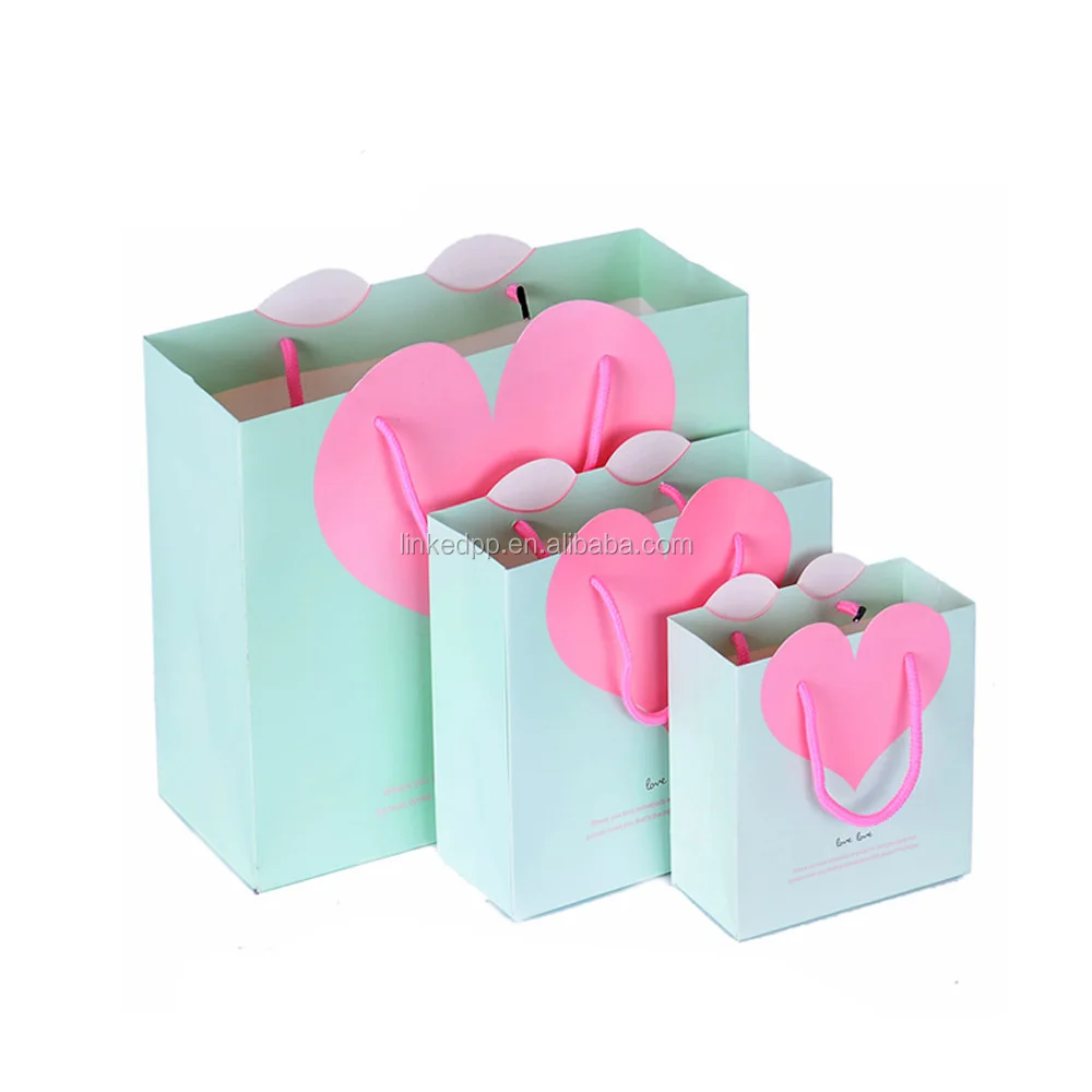cardbaard paper gift box with heart shapeft bag ,card paper bag
