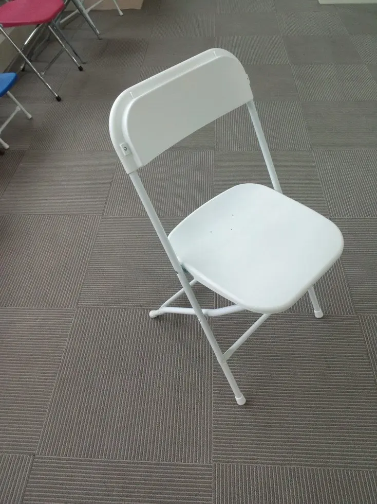 プラスチック折りたたみ椅子屋外イベント用レンタル仕入れ・メーカー・工場