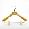 /product-detail/2018-the-new-luxury-gold-wooden-hanger-for-woman-male-kids-with-gold-velvet-62011601446.html