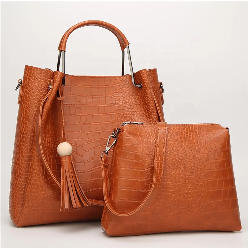 FS6244 wholesale croco 2019 pu leather handbag set with shoulder strap and tassel, See below pictures showed
FS6244 wholesale croco 2019 pu leather handbag set with shoulder strap and tassel, See below pictures showed