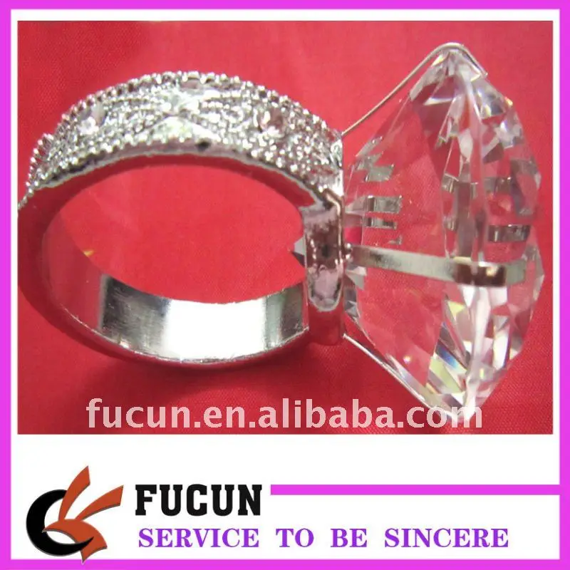 high-quality-Crystal-Napkin-Ring.jpg