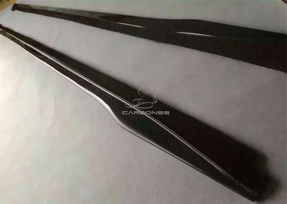 F32 CARBON SIDE SKIRTS6.jpg