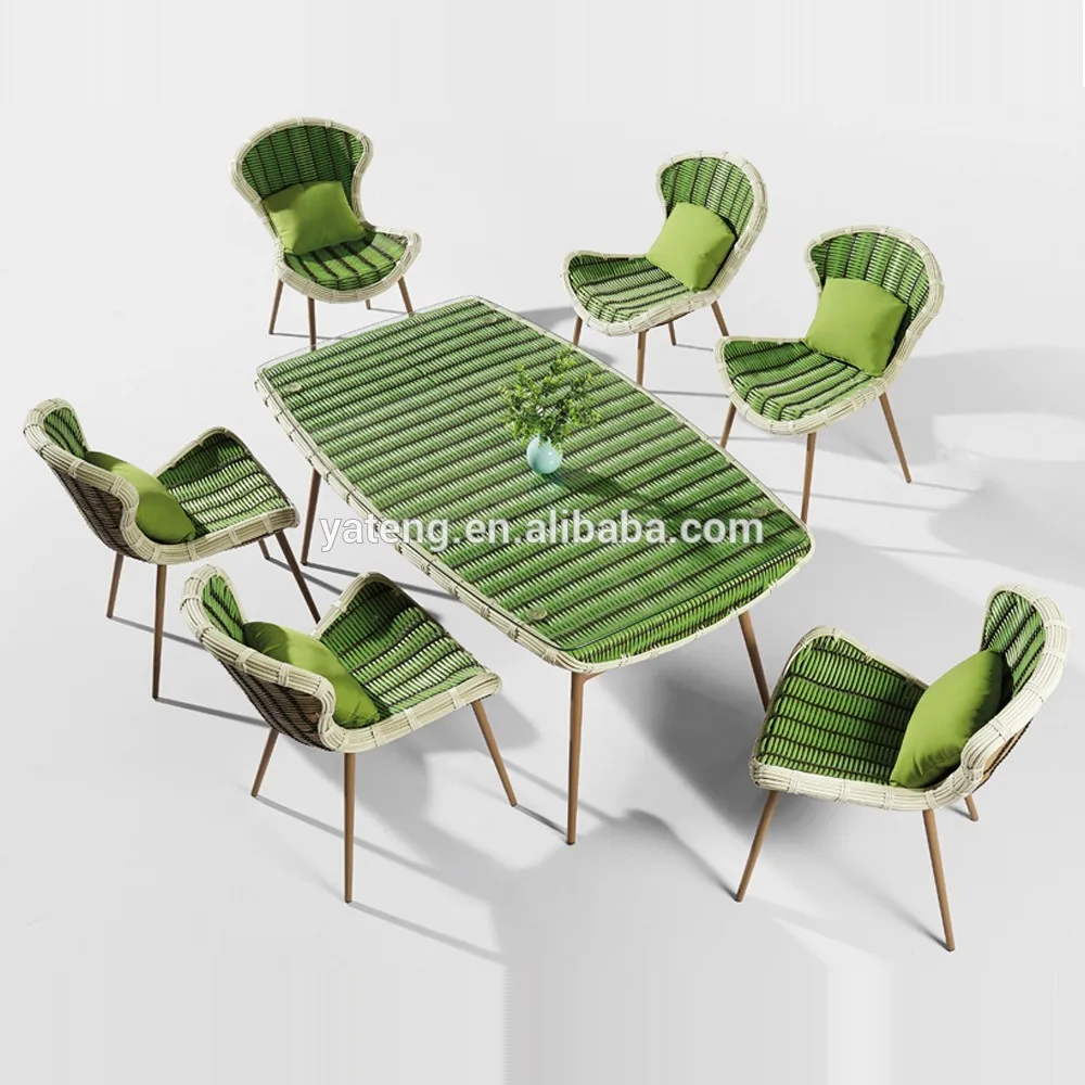 Affordable synthetic rattan table and chair set used ...