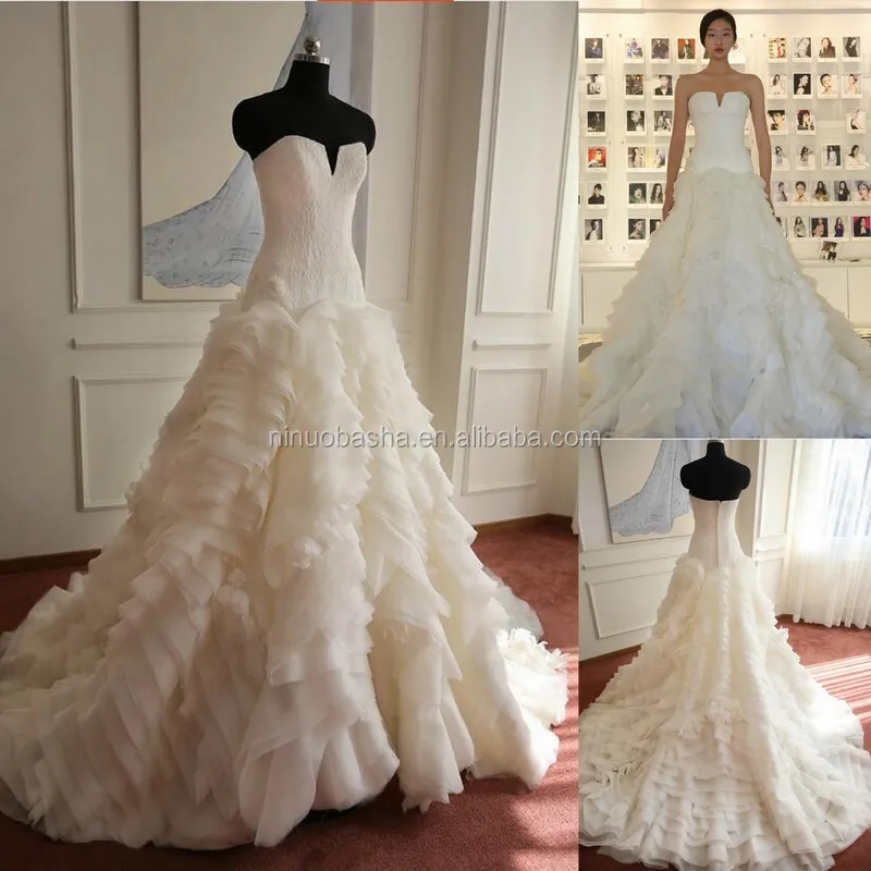 NW1129 Off Shoulder Special Neckline Lace Top with Ruffles Skirt Bridal Dress Wedding Party Gown
NW1129 Off Shoulder Special Neckline Lace Top with Ruffles Skirt Bridal Dress Wedding Party Gown