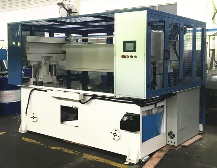 Traveling Head Die Cutting Machine
