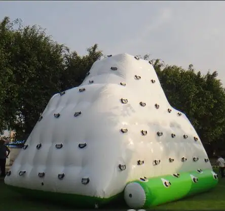 Factory outlet inflatable water iceberg