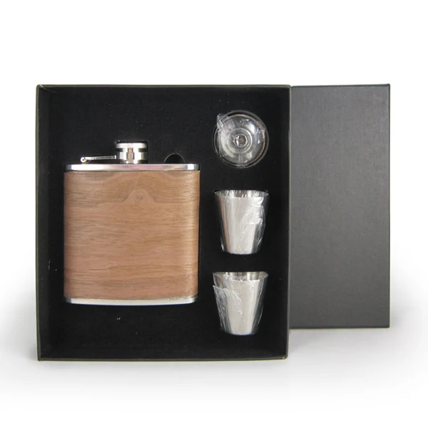 hip flask gift set