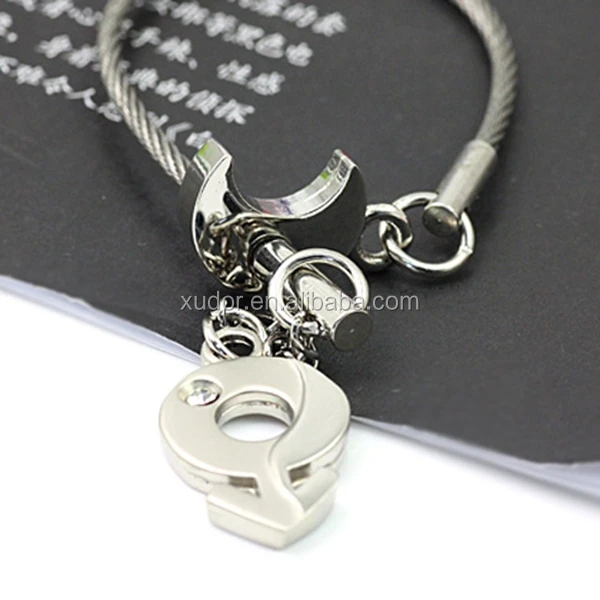 promotional give away key finder boy girl pendent key chain