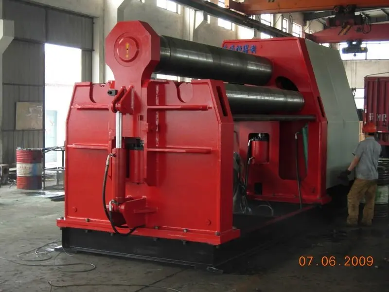 Hydraulic CNC metal rolling machine