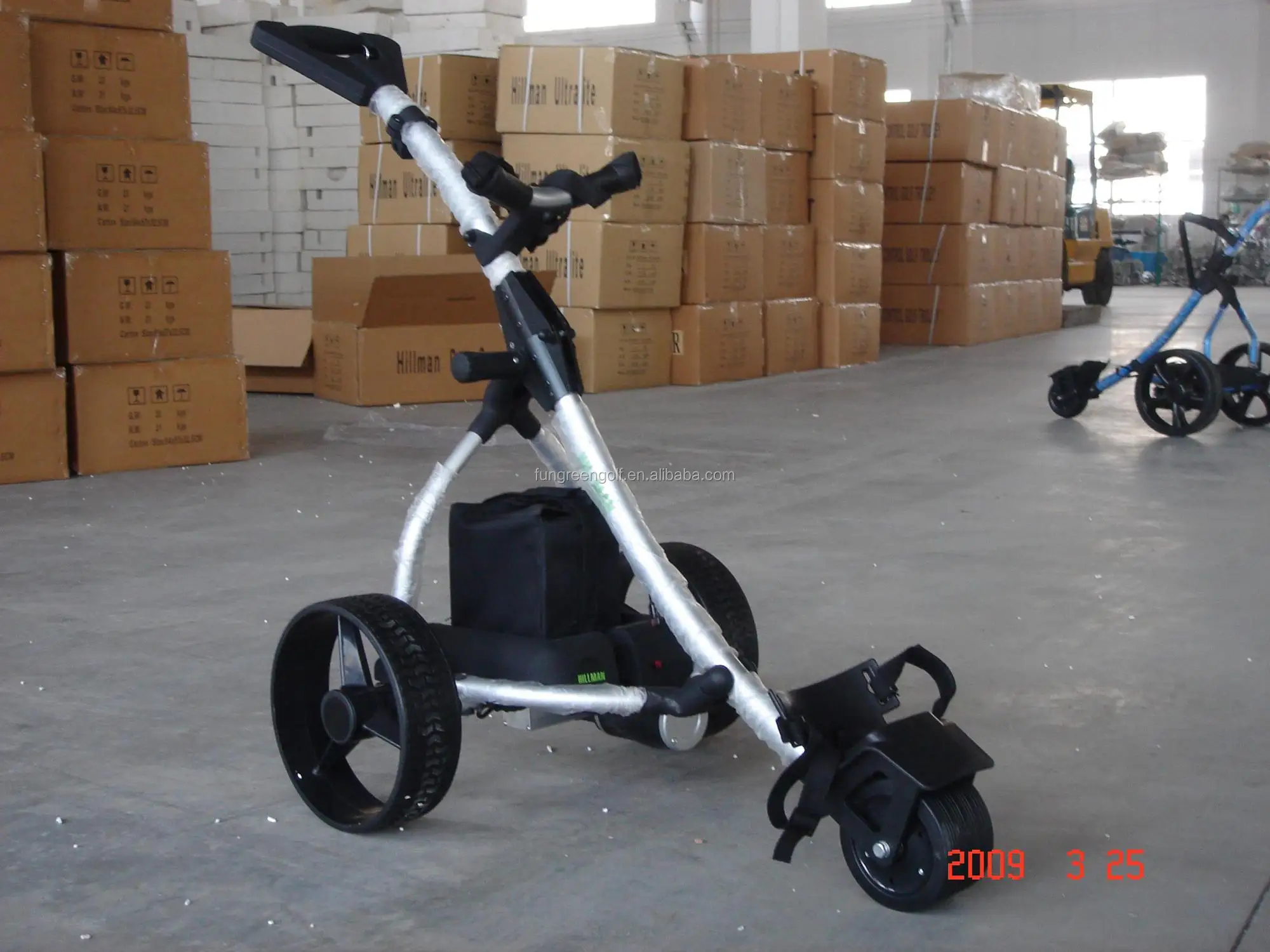 latest remote controlled golf electric trolley