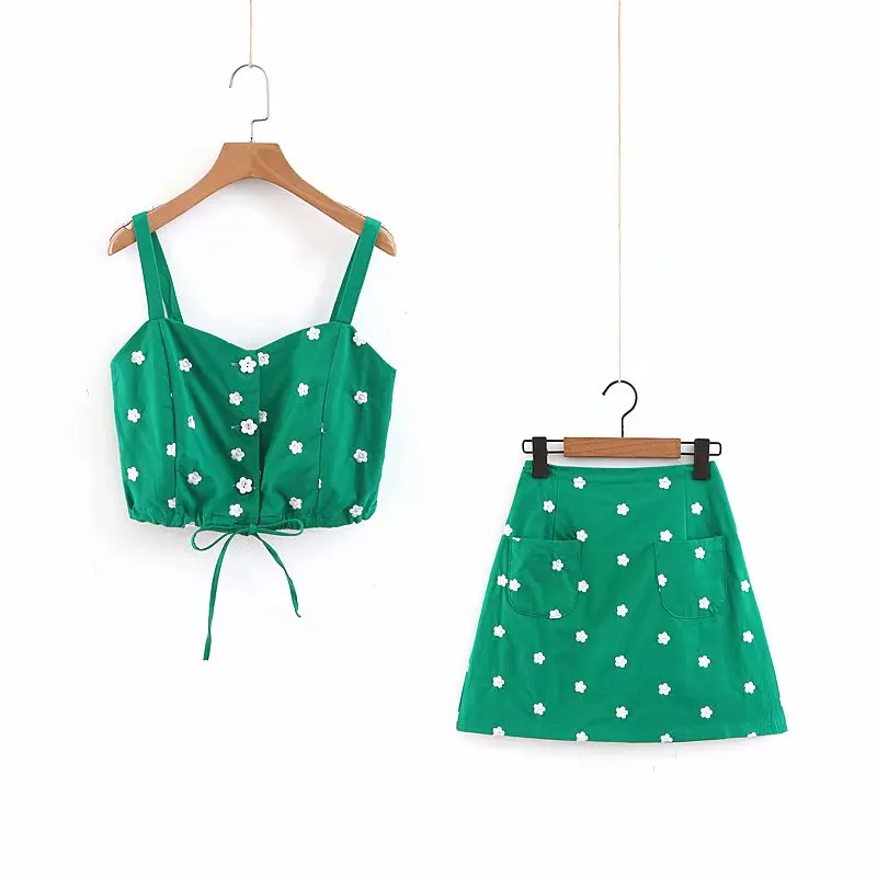 Good quality green color flower embroidered women cotton crop top sweat skirt suit with pocket
Good quality green color flower embroidered women cotton crop top sweat skirt suit with pocket