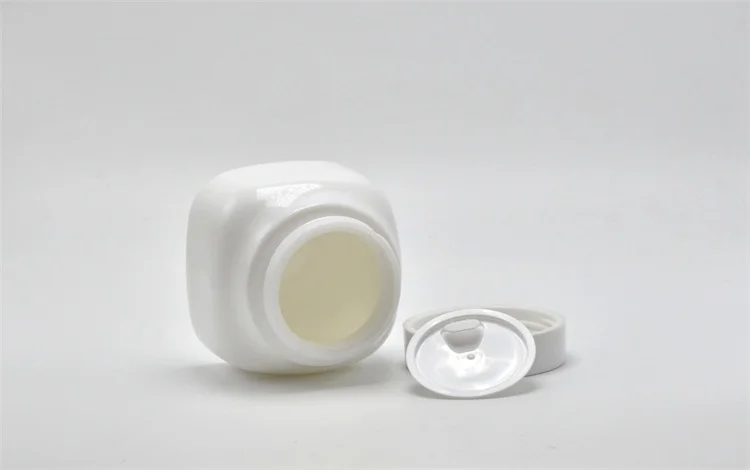 50g לבן 50g white jar.jpg