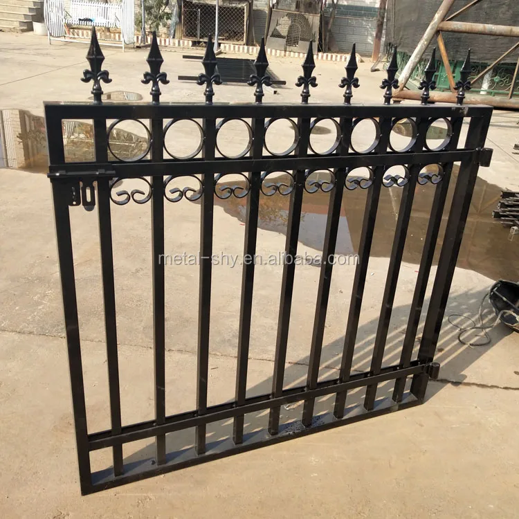Featured image of post Gate Design For Small House / If it is for a small house is typically made up of wood, iron, or aluminum.