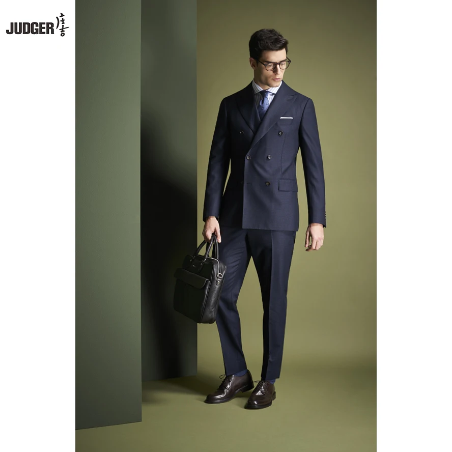 2017 modern custom made to measure mens formal business wearing suit with fashionable design
2017 modern custom made to measure mens formal business wearing suit with fashionable design