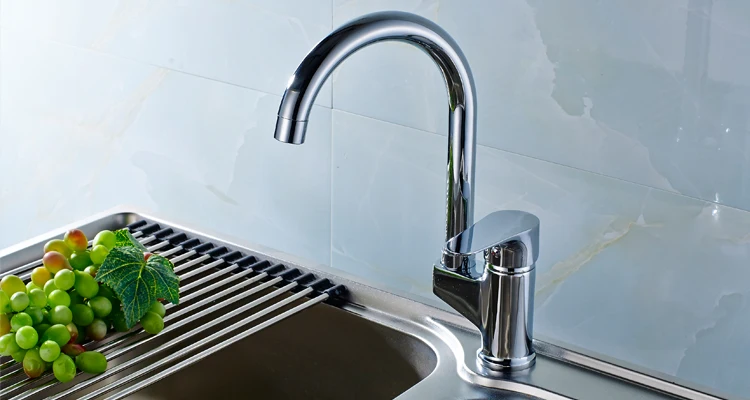 Hot and cold brass kitchen sink water tap