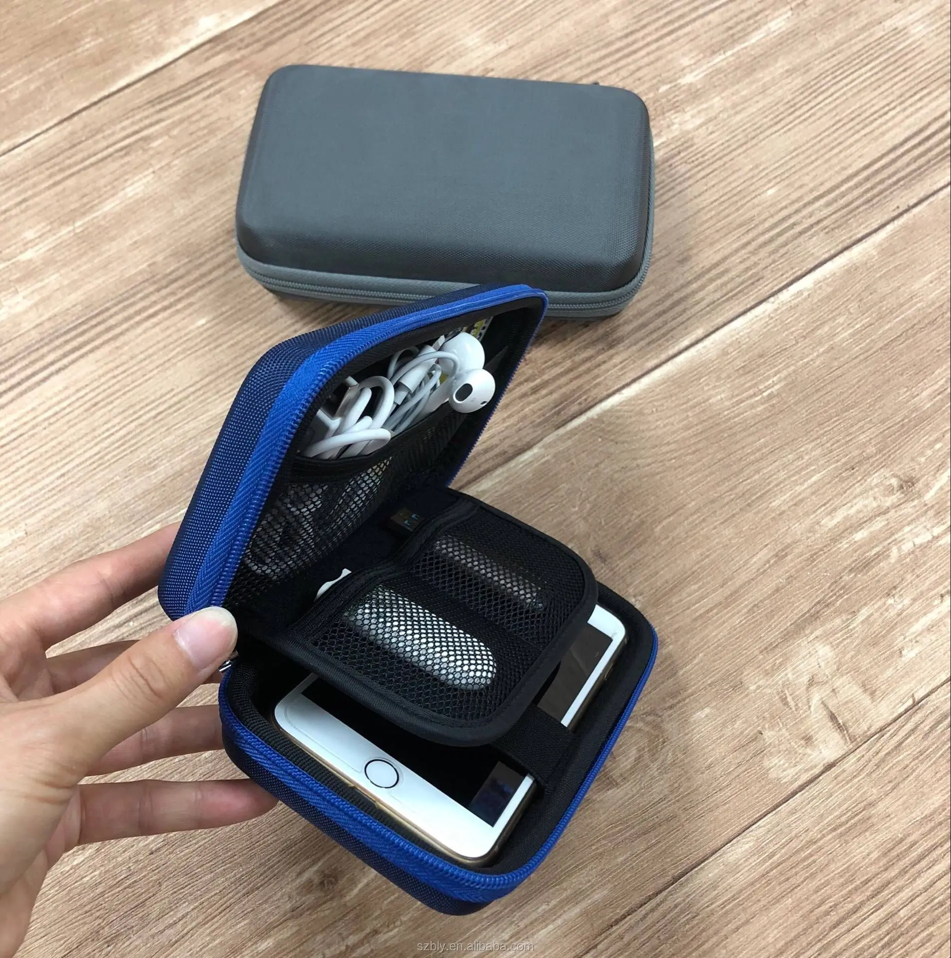 Universal Portable Waterproof Shockproof Electronic Accessories Organizer