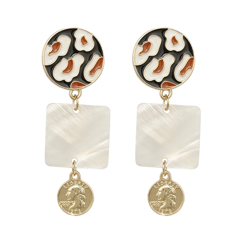 Trendy Unique Long Shell Pendant Drop Earrings For Women Irregular Freshwater Pearl Shell Geometric Earrings Fashion Jewelry
Trendy Unique Long Shell Pendant Drop Earrings For Women Irregular Freshwater Pearl Shell Geometric Earrings Fashion Jewelry