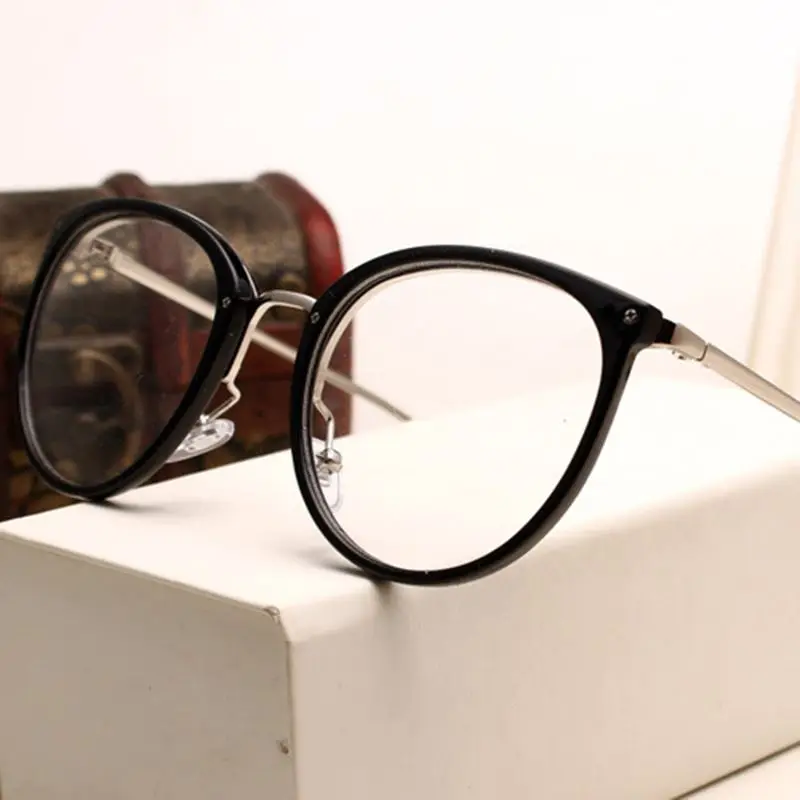 2017 Eyewear Fashion Black Frame Eyeglasses Vintage Metal Optical Frame Reading Glasses Women Eyeglasses Frames Oculos
2017 Eyewear Fashion Black Frame Eyeglasses Vintage Metal Optical Frame Reading Glasses Women Eyeglasses Frames Oculos