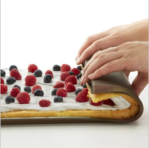 cake mat.jpg