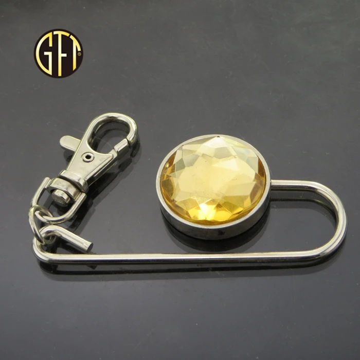 hanger04.jpg