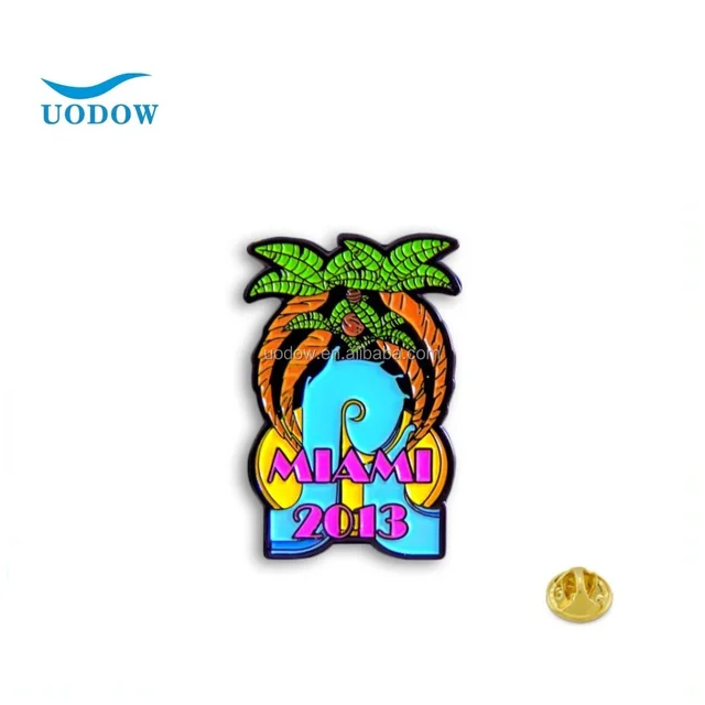 2018 novel photo etched metal lapel pin badges