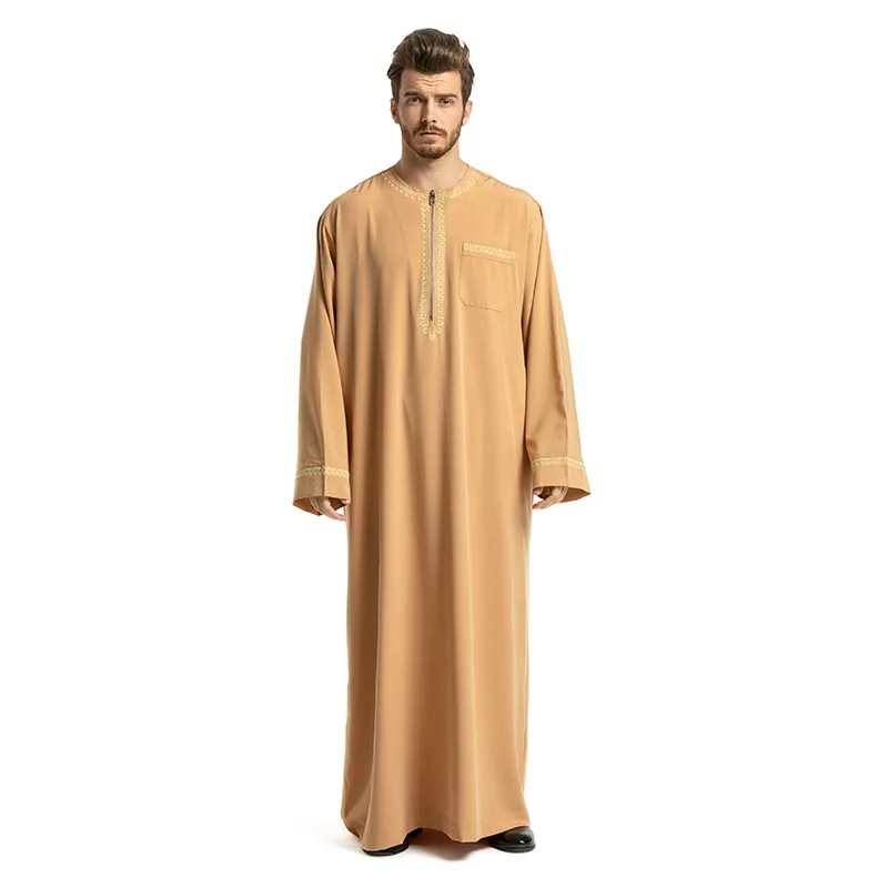 Middle eastern Muslim ethnic loose embroidered tunic with round neck Arab Muslim men's robe
Middle eastern Muslim ethnic loose embroidered tunic with round neck Arab Muslim men's robe