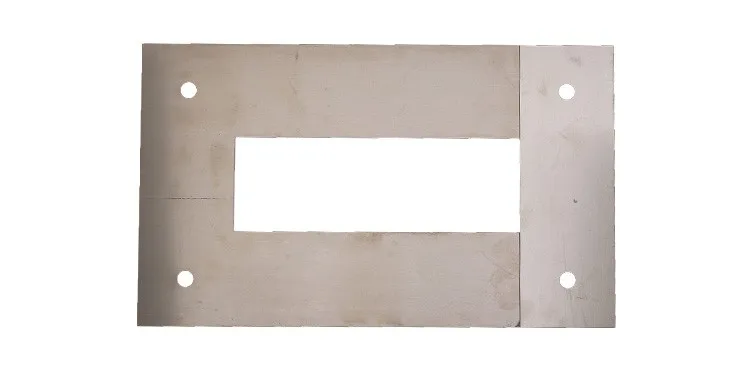 UI-70B 1 .jpg