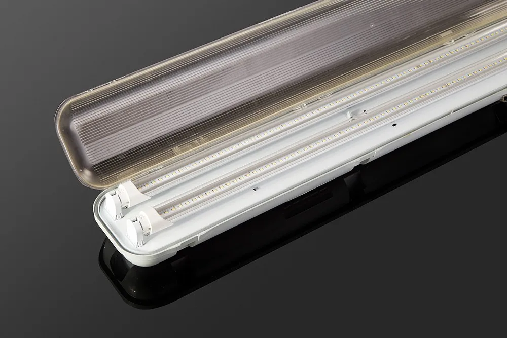 Tri proof light with tubes.jpg