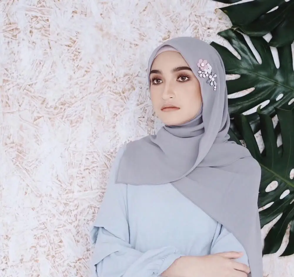 En gros 2019 Offre Spéciale luxe musulman islamique hijab écharpe de mode sexy fleur strass femmes mode conçu en mousseline de soie hijab