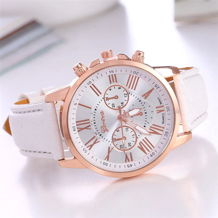 2018 OEM fashion women watch leather strip luxury wrist watch quartz bracelet factory price Ladies genuine leather watch
2018 OEM fashion women watch leather strip luxury wrist watch quartz bracelet factory price Ladies genuine leather watch
