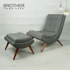 Hotel tufting style retro wood aviator recliner green chair with footrest