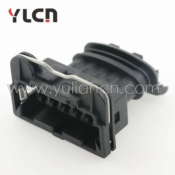 connector.jpg