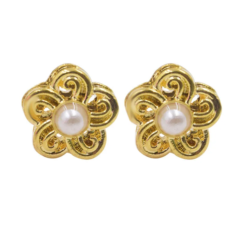 5577286108_1532421436