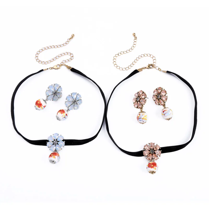 xl01810d New Material Custom Jewelry Designs Wholesale Women China Flower Crystal Statement Necklace Choker
xl01810d New Material Custom Jewelry Designs Wholesale Women China Flower Crystal Statement Necklace Choker
