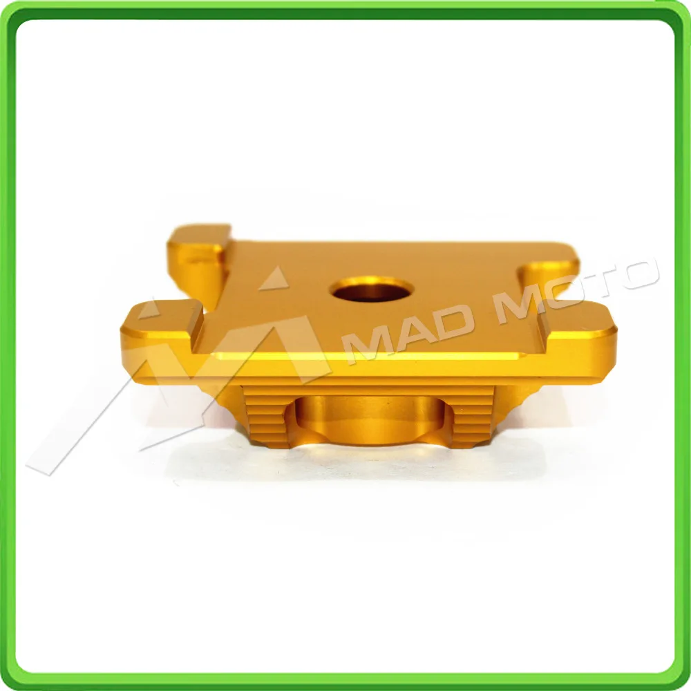 CNC Rear Axle Spindle Chain Adjuster Blocks For Honda Grom MSX125 MSX 125SF 2013 2014 2015 2016 Gold (2)
