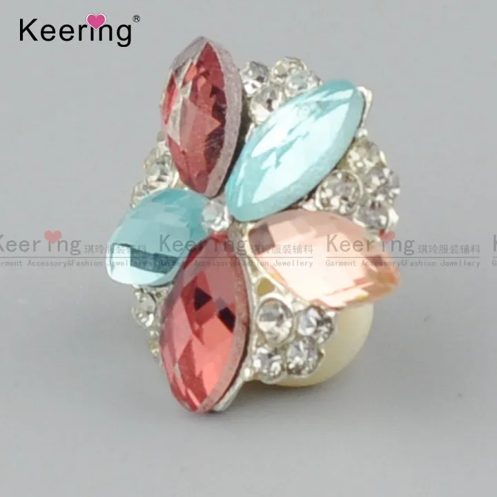 new design colorful crystal acrylic button for wedding dress wbk