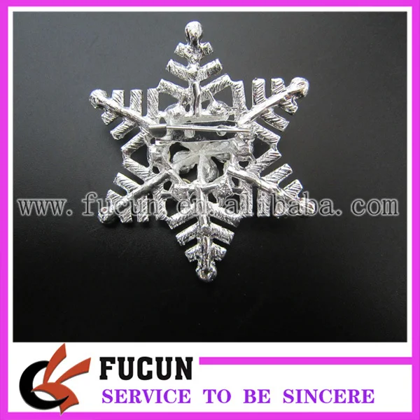 snowflake brooch b.jpg