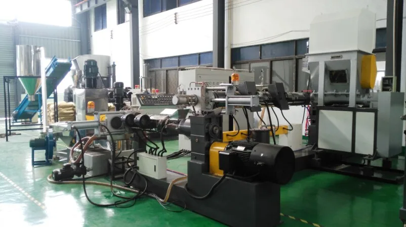 plastic pelletizing machine/plastic granulating machine/plastic granulator